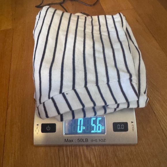 Tommy Hilfiger V-Neck T-Shirt with Red Trim - Picture 6 of 6